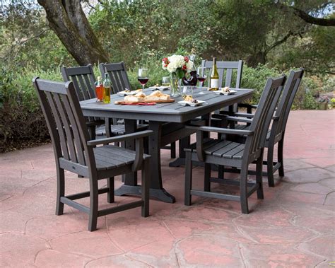 The Vineyard 7 Pc Dining Set From Polywood Brings A Modern Look To This