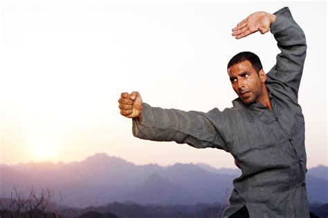 Chandni chowk to china movie review. Akshay Kumar Has Epic Sparring Session With Police; Proves ...