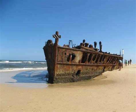 25 Haunting Shipwrecks Around The World Abandoned Ships Shipwreck