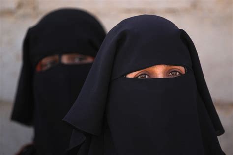 why do muslims wear burkas dresses images 2022