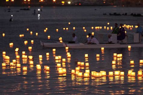 Your Essential Guide To The 2019 Lantern Floating Ceremony
