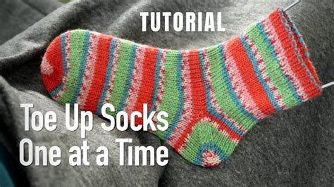 Knitting Toe Up Socks One At A Time Step By Step Tutorial Knittingilove Knitting Socks Scarf