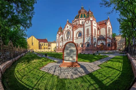Subotica Serbia Informazioni Per Visitare La Città Lonely Planet
