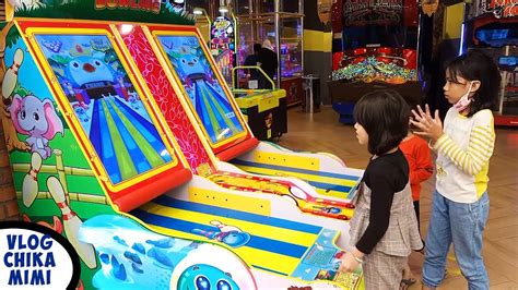 Anak Senang Bermain Bola Bowling Di Timezone Asyik Banget Youtube