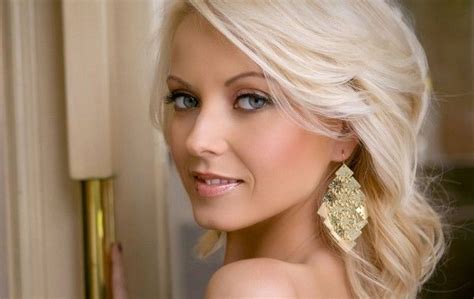 Best Makeup For Platinum Blondes Beauty Tips Pinterest Makeup