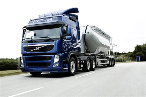 Volvo trucks sur le web. Volvo Trucks Begins Liquid Gas Field Testing - autoevolution