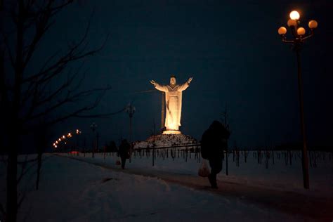 Religious Poland Sees Rise In Secularism The New York Times