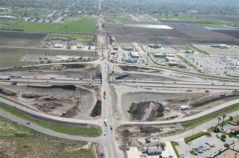 It thus dismisses the claim made viral on social media that the incident was related to the construction works at the suke highway. Project: I-15 SR-77 Springville | Wadsworth Brothers