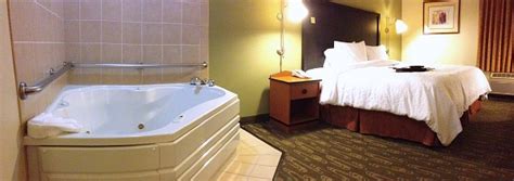 Some of the best hotels with hot tubs in savannah are Washington State Hot Tub Suites - Hotel In-Room Whirlpool ...