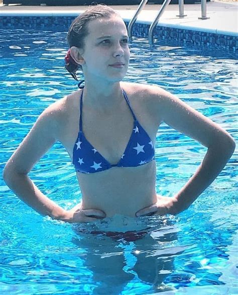 Millie Bobby Brown Bobby Brown Millie Bobby Brown Brown Swimsuit
