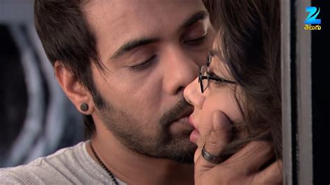 Abhi Pragya S Romantic Kiss Kumkuma Bhagya Best Scene Sriti Jha Shabbir Ahluwalia Epi