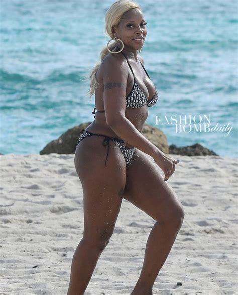 Mary J Blige Gives Us Body On The Beach In Miami Wearing Dior Monogram Bikini And Sister Love