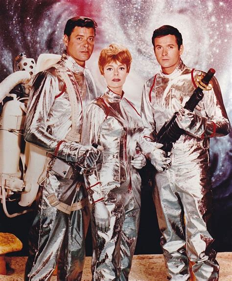 Cast Photo Gallery 01 Lost In Space Space Tv Series Space Tv Shows