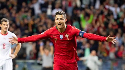 Gelingt portugal bei der ⚽ euro. Nations League: Cristiano-Ronaldo-Show gegen die Schweiz! Portugal im Finale