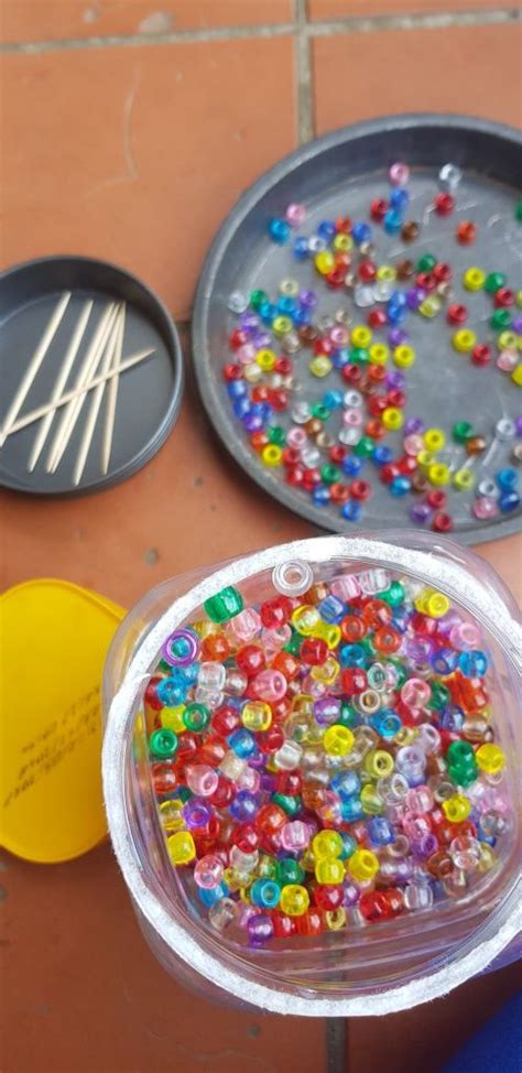 Making Pony Bead Suncathers With Your Kids Is An Amazing Summer Craft
