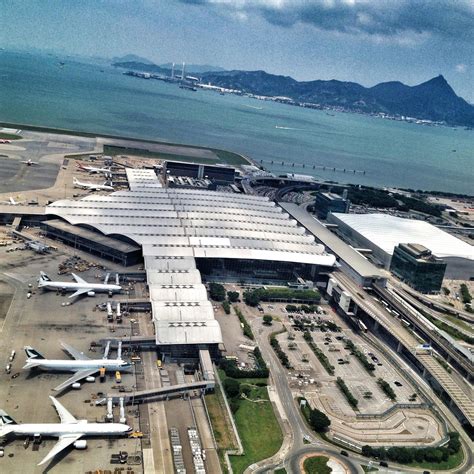 Hong Kong International Airport Roof Repair