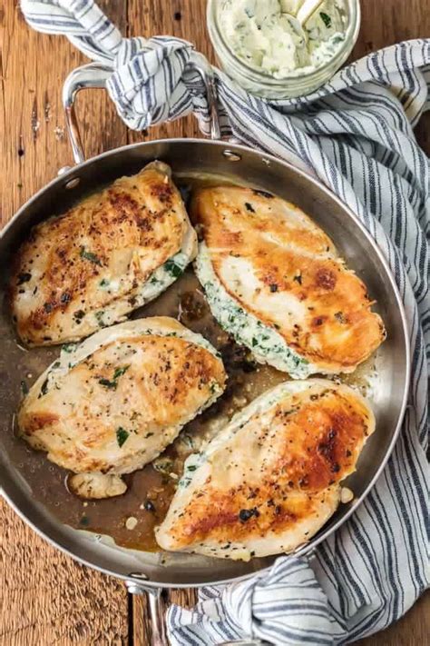 This is so rich and filling that one serving goes a long way. Spinach Stuffed Chicken Breast Recipe - Easy Chicken ...