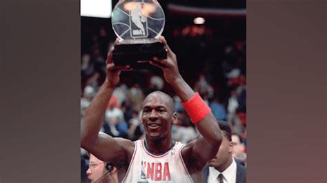 Michael Jordan How Wgn Covered The Superstars Historic 1988 Nba All
