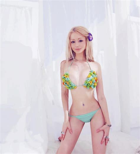Valeria Lukyanova ^^ | Skinny girls, Thin girls, Barbie girl