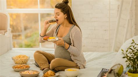How To Keep Pregnancy Cravings In Check With Healthy Options Healthshots