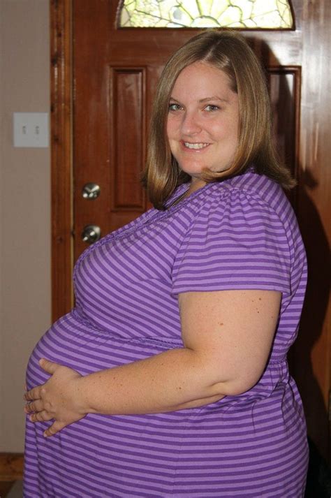 Plus Size Pregnancy Belly Pictures