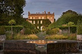 The gardens of Highgrove House | Highgrove house, Highgrove garden ...