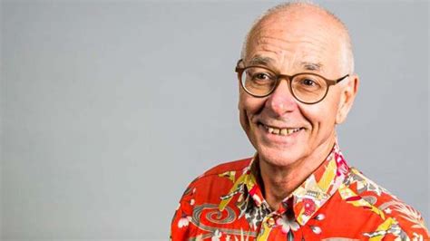 Dr Karl Tells Us Why Its Never Too Late To Follow Our Passions Hit