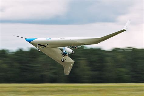 Scale Model Of The Klm Flying V Flies For The First Time Air Data News