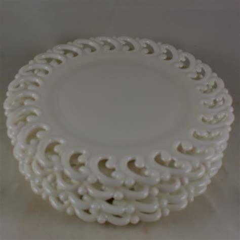 19th Century Eapg Lace Edge American Opaque Milk Glass C Rim Plates