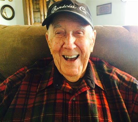 25 Life Lessons Written By A 99 Year Old Man Grampa Cheese Via Macy