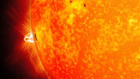 Nasa Svs Giant Sunspot Makes Third Trip Across The Sun