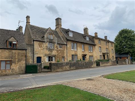 A Visitors Guide To Chipping Campden Guidebook Bolthole Retreats