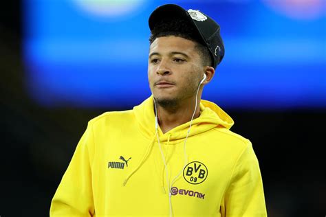 Jadon sancho talks centred around transfer fee and manchester united's structure of payment; Jadon Sancho says he's focused on Dortmund - ronaldo.com