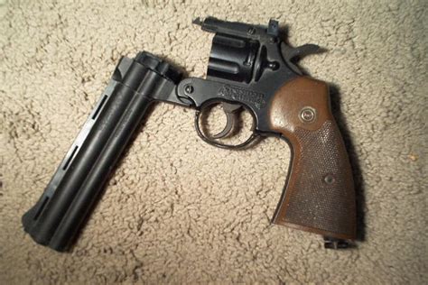 Vintage 357 Crosman Co2air Pellet Pistolgun For Sale
