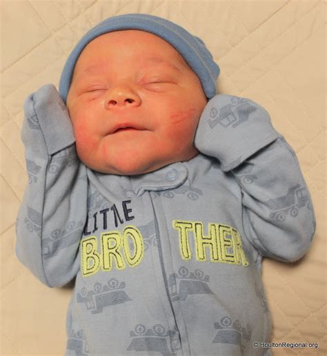 Landon Milo Robert Baby Boy Born To Kaya And David Houlton Regional