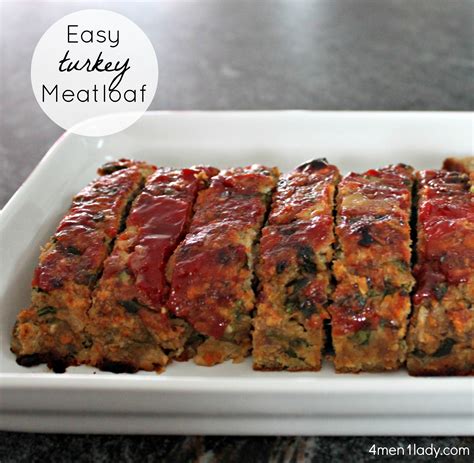 This turkey meatloaf recipe doesn't sacrifice any flavor. Foodie Friday - Easy turkey meatloaf.