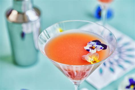 Eight Cocktail Garnishes For Your Fancy Drinks Fine Dining Lovers