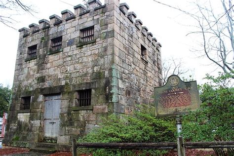 The Old Gaol Jailhouse In Georgia Has An Incredible And Spooky History