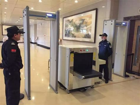 Conveyor Belt Security X Ray Luggage Scanner Screening Machine For