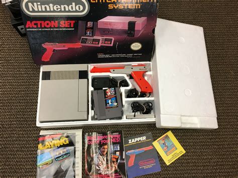 1980s Original Nintendo Nes Game System Complete With Box