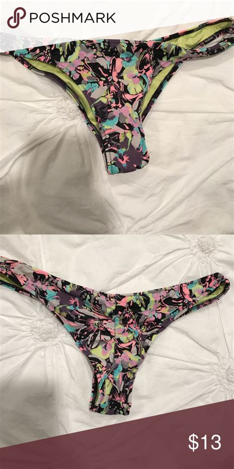 Victorias Secret Itsy Bikini Bottoms Size Medium Bikinis Itsy