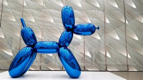 Jeff Koons Shiny Balloon Dog Would You Pay 58 Million