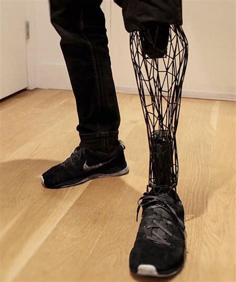 Prosthetic Legs Can How Be Made From 3d Printed Titanium Rbeamazed