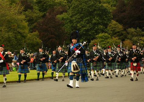 Pin On Pipe Bands