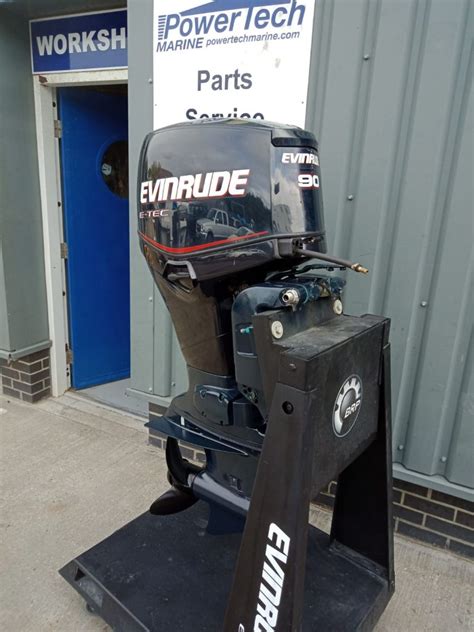 A boat with a yammie 4 stroke will sell before an etec … honda vs. Evinrude ETEC 90 on stand - Powertech Marine