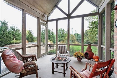 Enclosed Patios How To Enjoy Outdoor Living Year Round