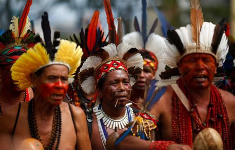 marseille les peuples indigènes demandent au congrès mondial pour la nature une protection de