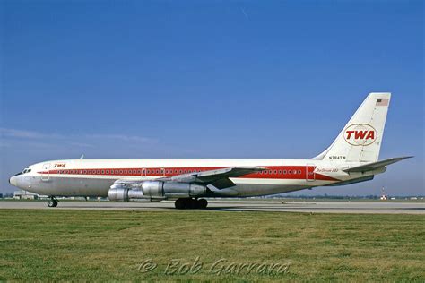 N784tw Twa Boeing 707 131b Holding For 28l At Cmh Bob Garrard Flickr
