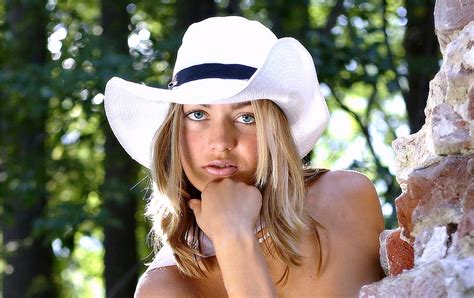 cowgirl with grey eyes lilya model cowgirls blonde eyes hd wallpaper peakpx