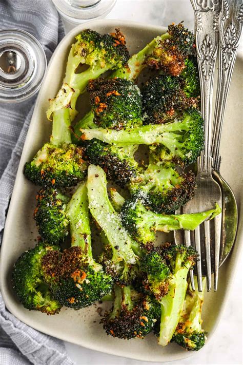 Add the broccoli to the air fryer basket. Crispy Garlic Air Fryer Broccoli (Ready in 12 Mins ...